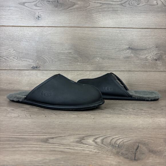UGG Scuff Shearling Lined Slippers Men's Black Suede Leather - No Size Tag - Picture 2 of 12